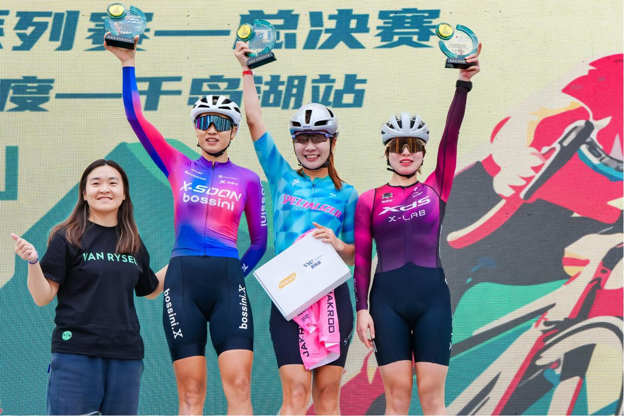 1762926989154841.jpg 2.jpg