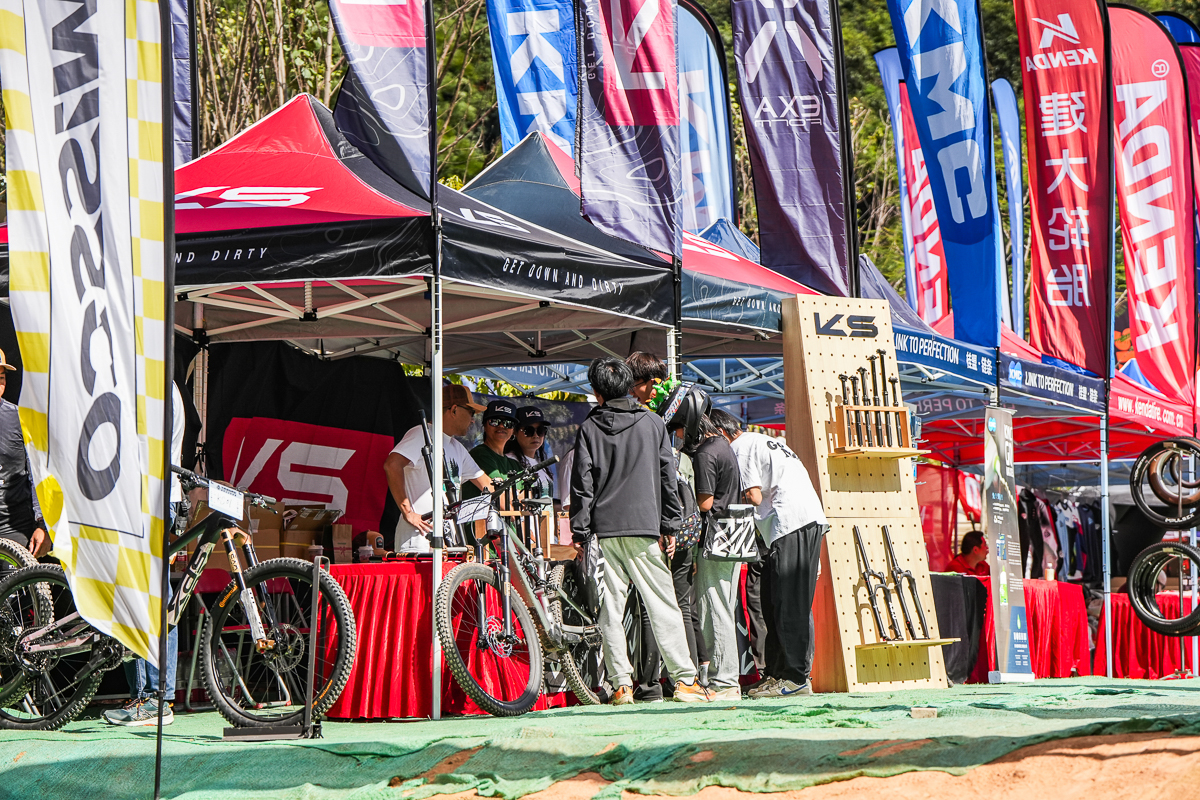 1763443186210103.jpg DSC08598-163.jpg