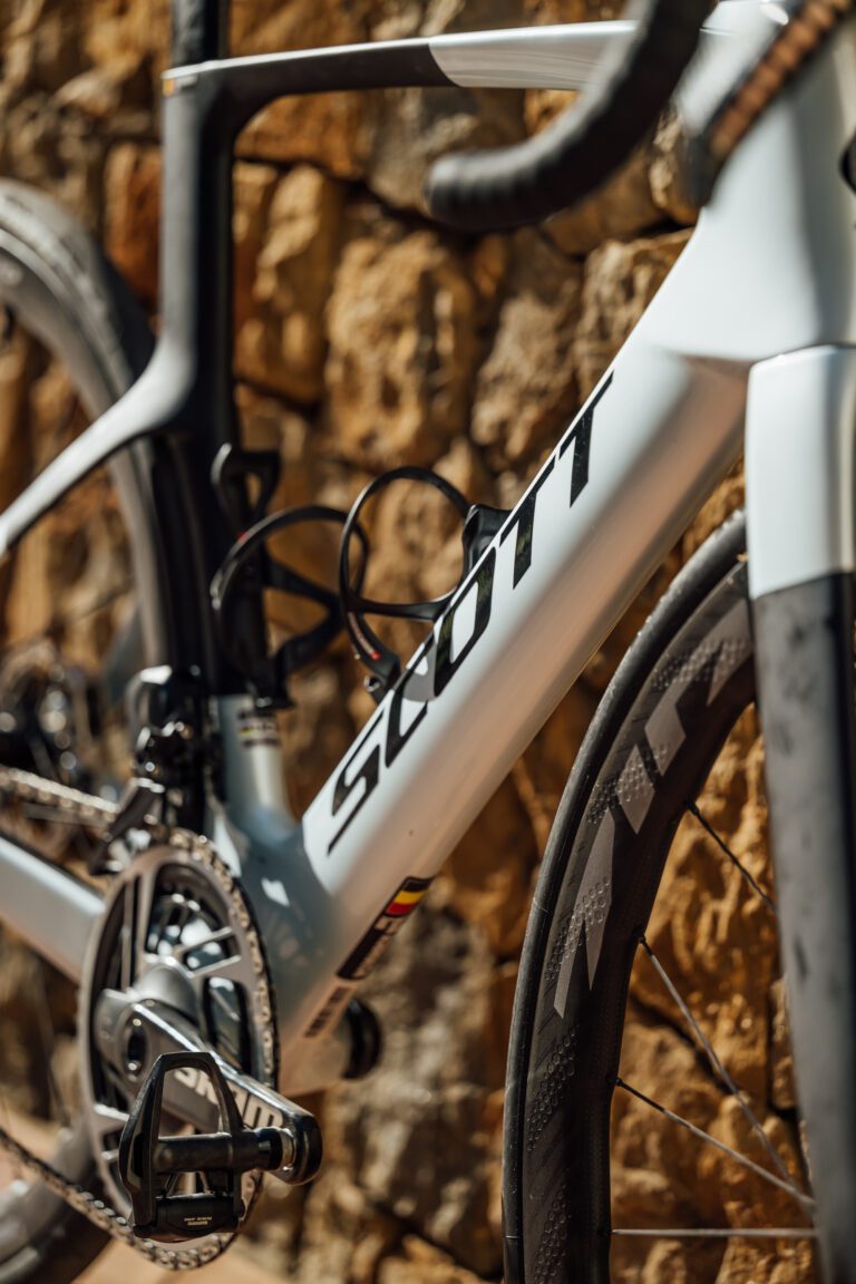 1764831476882165.jpg 3.jpg