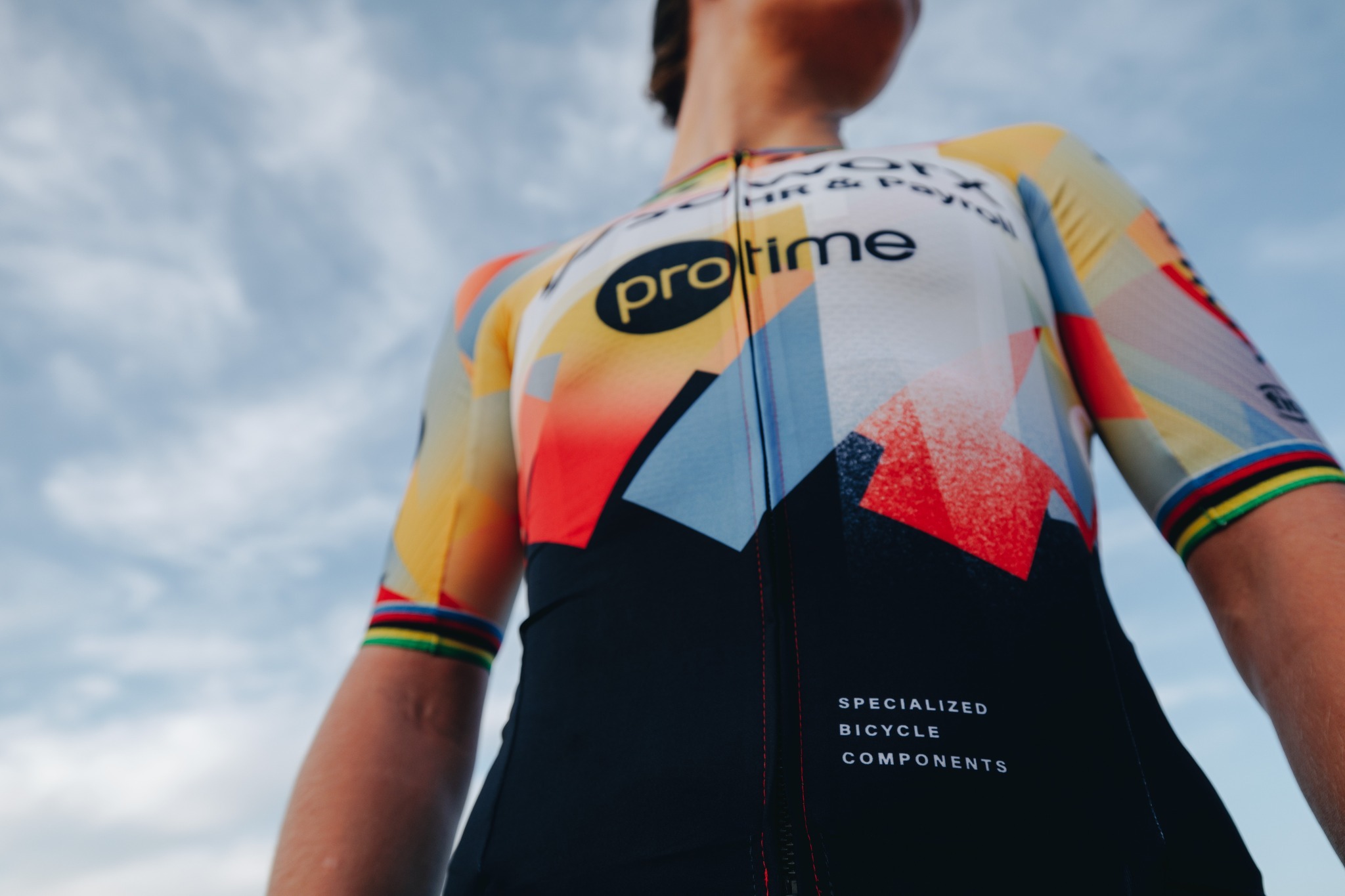 1765434866546300.jpg 598522418_1449862543808523_77349.jpg