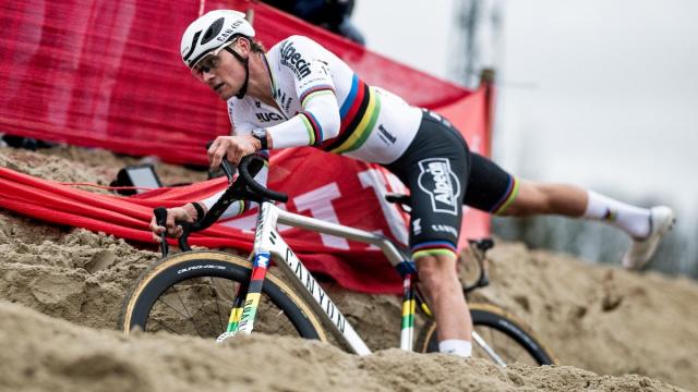 双修骑士的抉择  马修·范德普尔放弃贝尼多姆越野世界杯