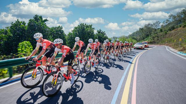 禧玛诺与中国安踏mentech洲际自行车队正式达成战略合作