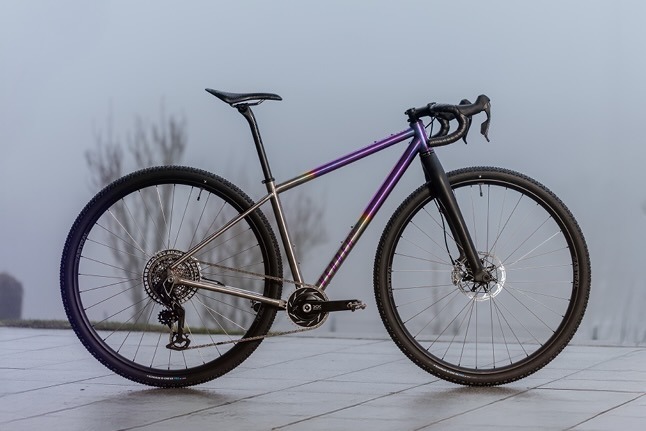 1768972547421120.jpg Schwalbe-32-complete-bike.jpg