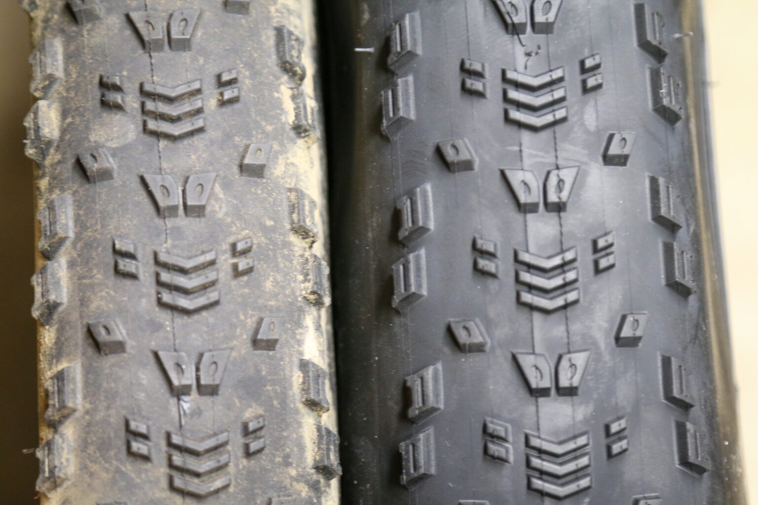 Maxxis-Aspen-32-inch-MTB-tire-re (1).jpg