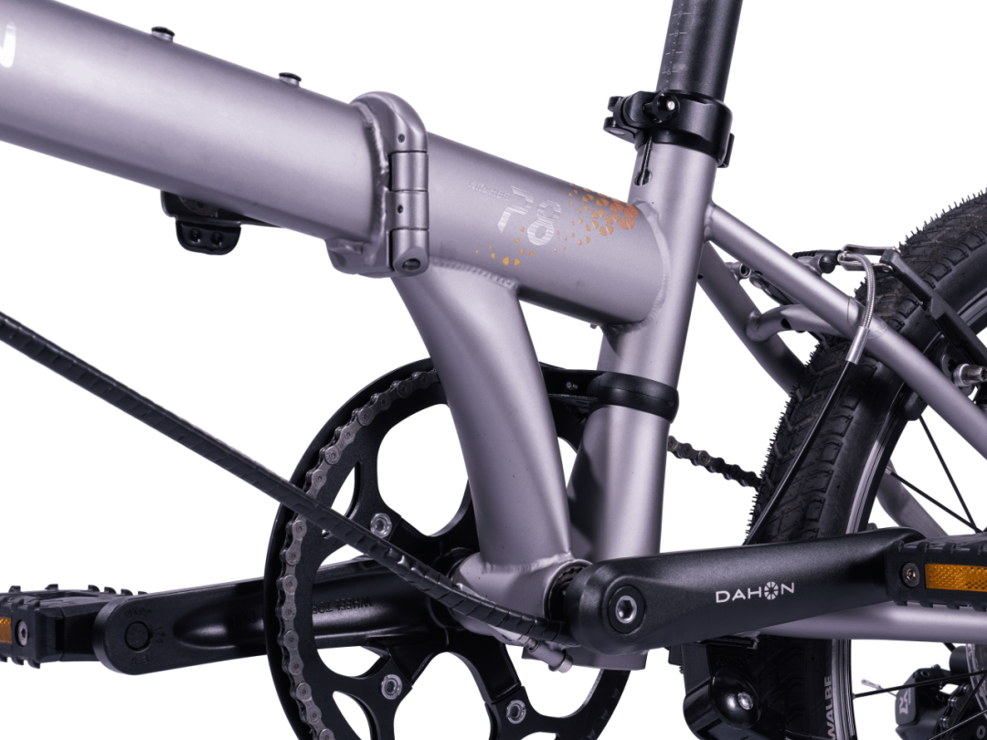 1770018118480169.png 640 (1).png