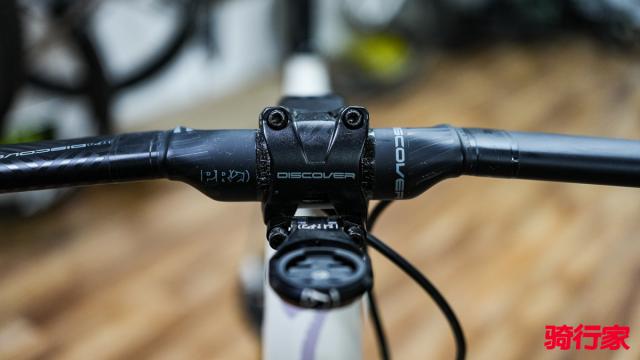 如果你的瓜车还是外露油管走线 可以试试PRO Discover车把组