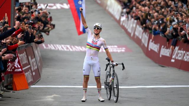 波加查统治白路赛 创纪录第四次夺冠