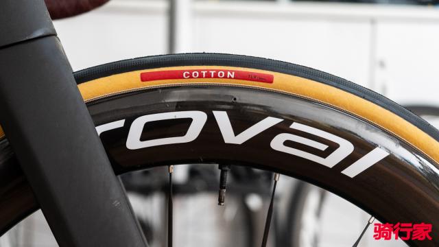 顶级的骑行质感 Cotton TLR棉线真空胎性能升级但也更贵了