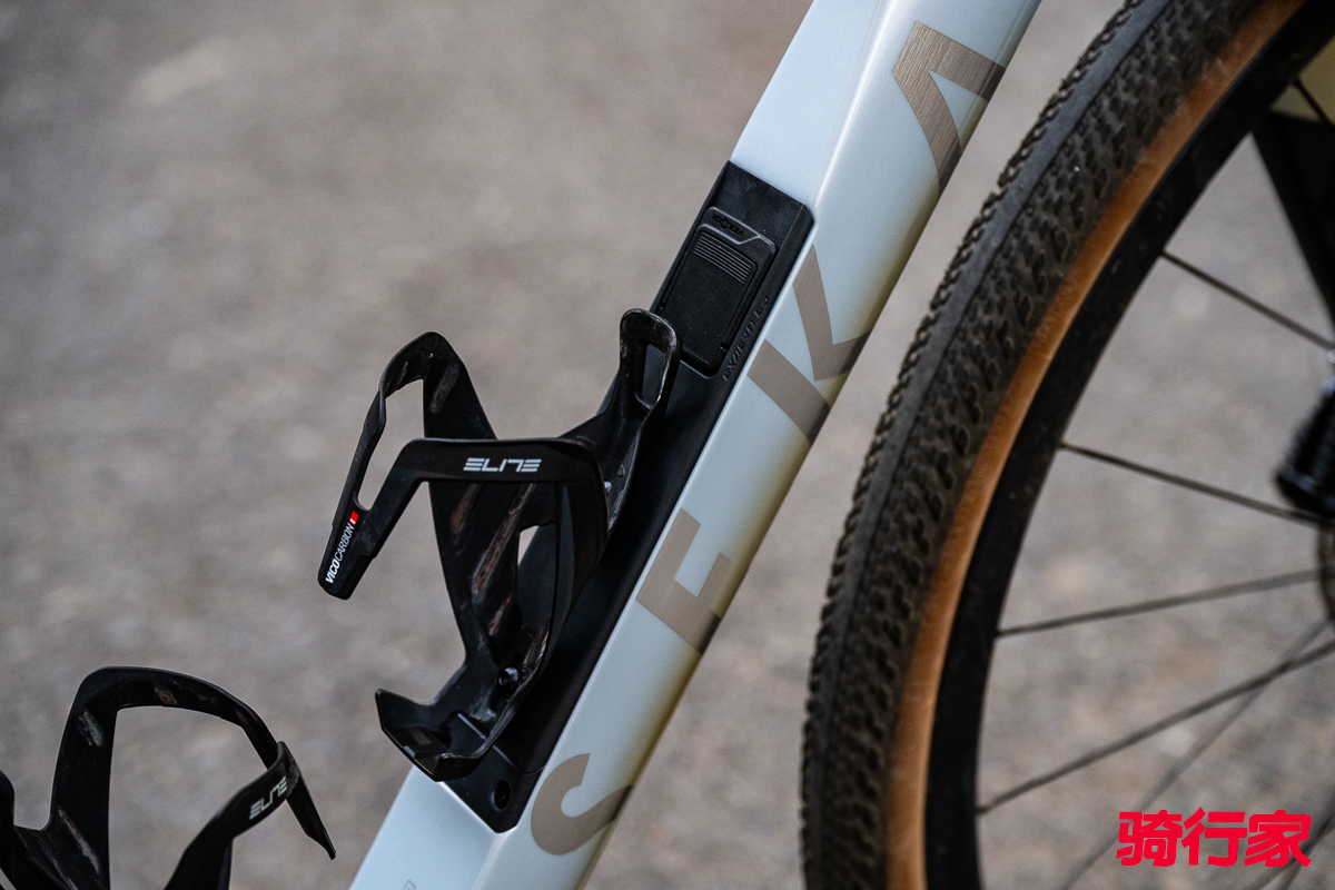 1773642945311755.jpg DSC_2010.jpg