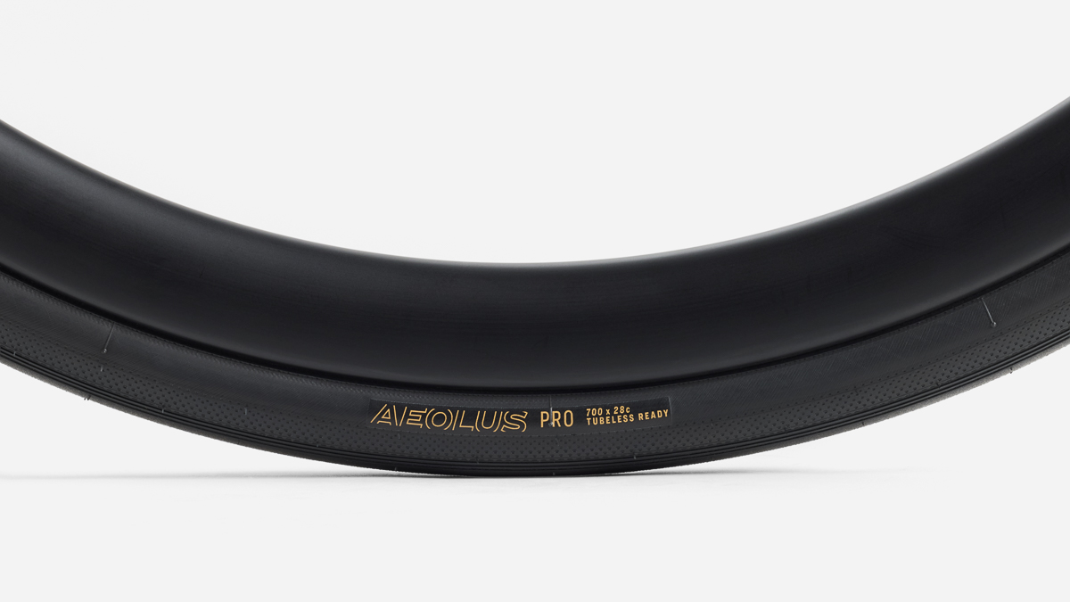 1775190505544962.jpg BontragerAeolusProTLR-48533-A-Alt2.jpg