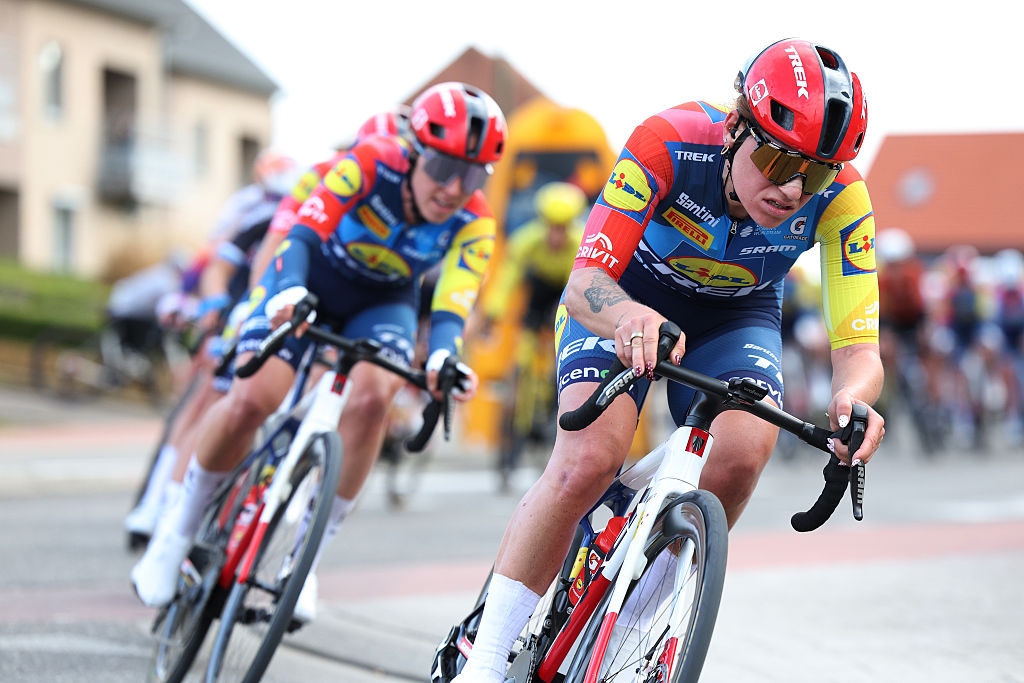 1775625996401484.jpg 6KqJ39QfbRbnCTKbsGZzKY.jpg