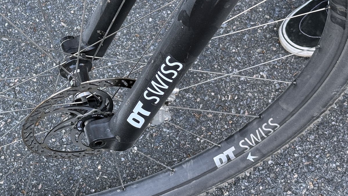 32英寸DT Swiss避震前叉与轮组亮相Nove Mesto世界杯
