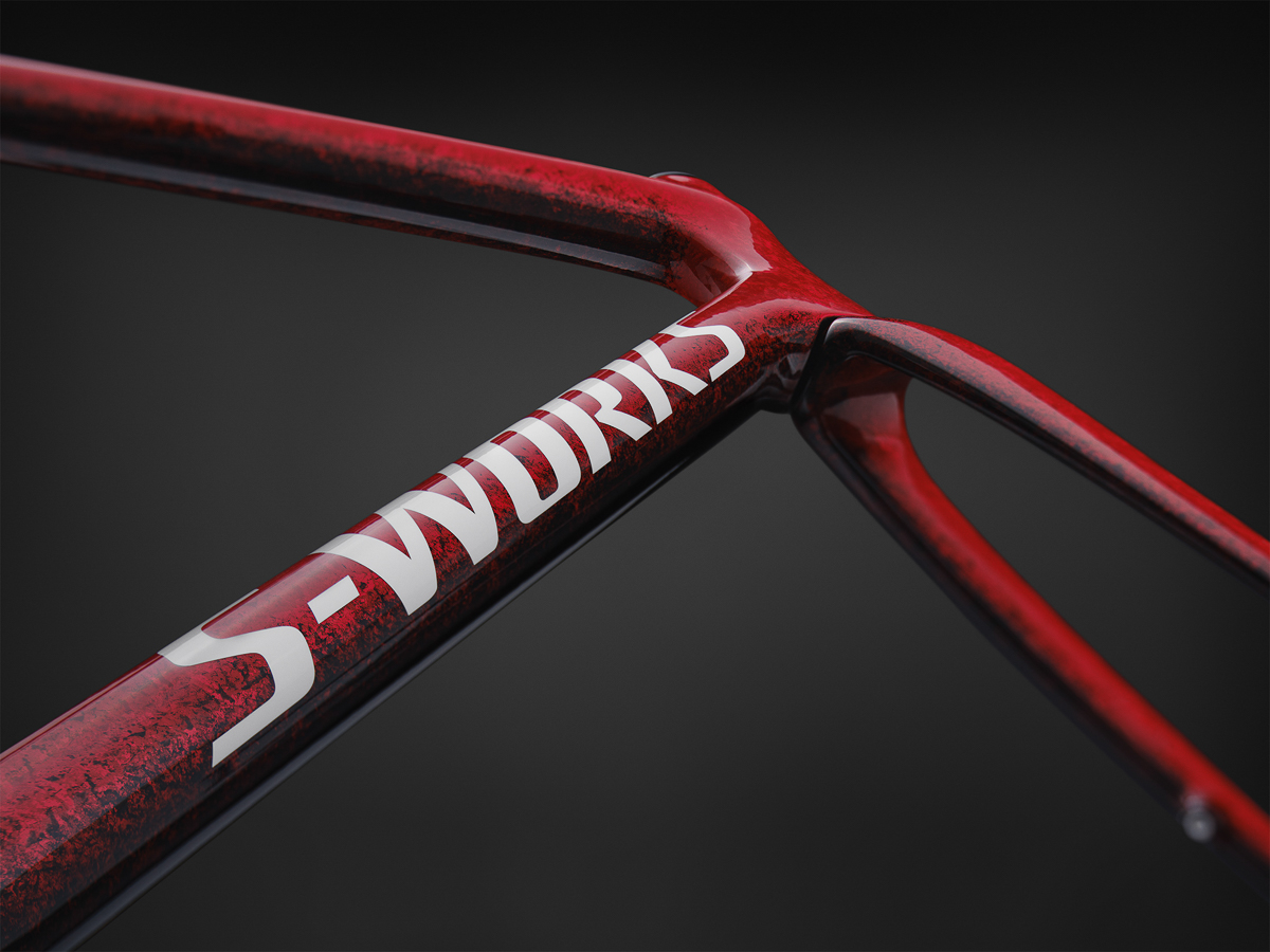 74927-06_TARMAC-SL9-SW-FRMSET-VIVRED-TARBLK-WHT_DOWNTUBE-DETAIL_15037_b.jpg