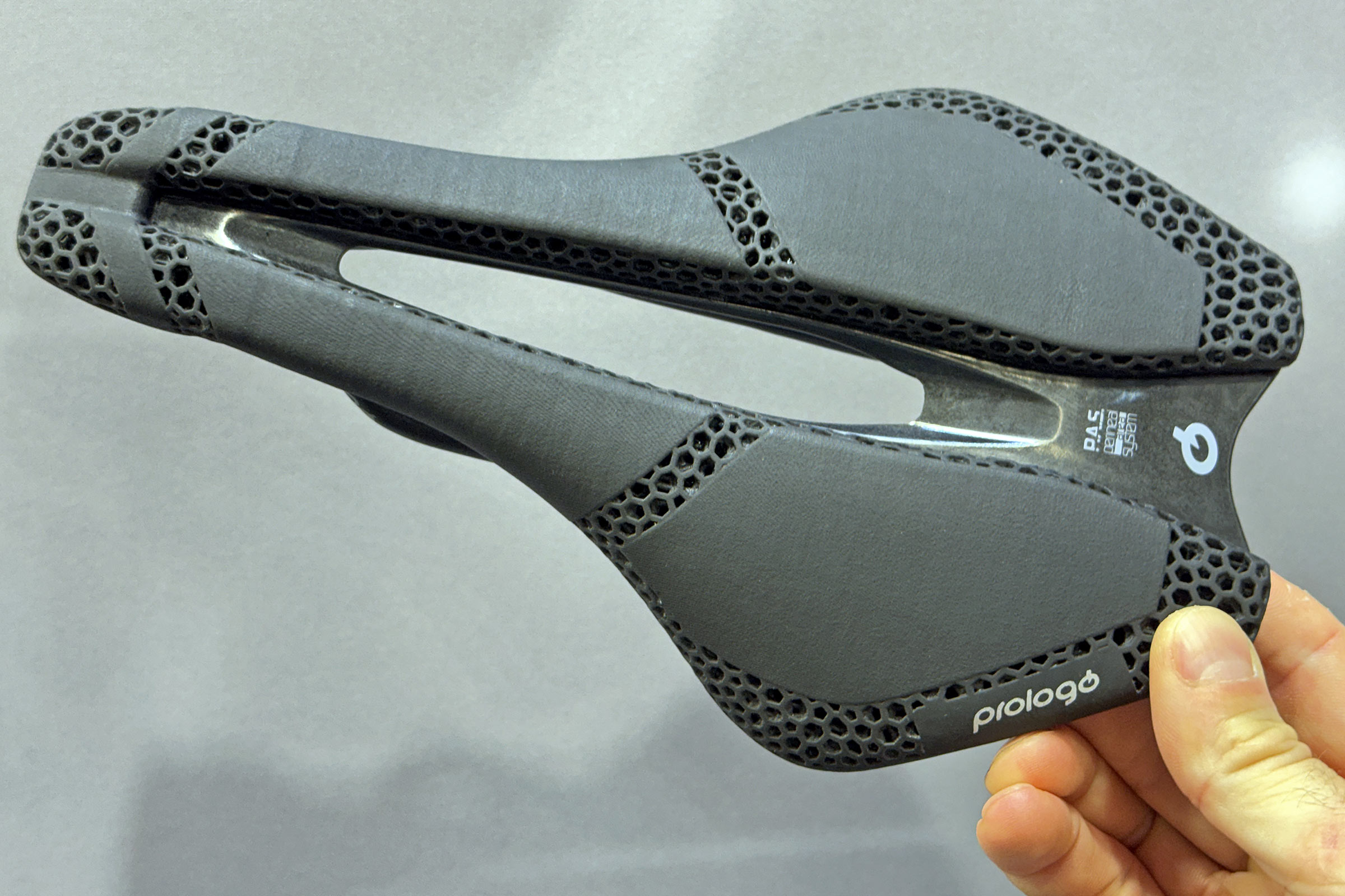 Prologo-Dimension-R2-3D-flat-saddle-with-3D-printed-padding.jpg