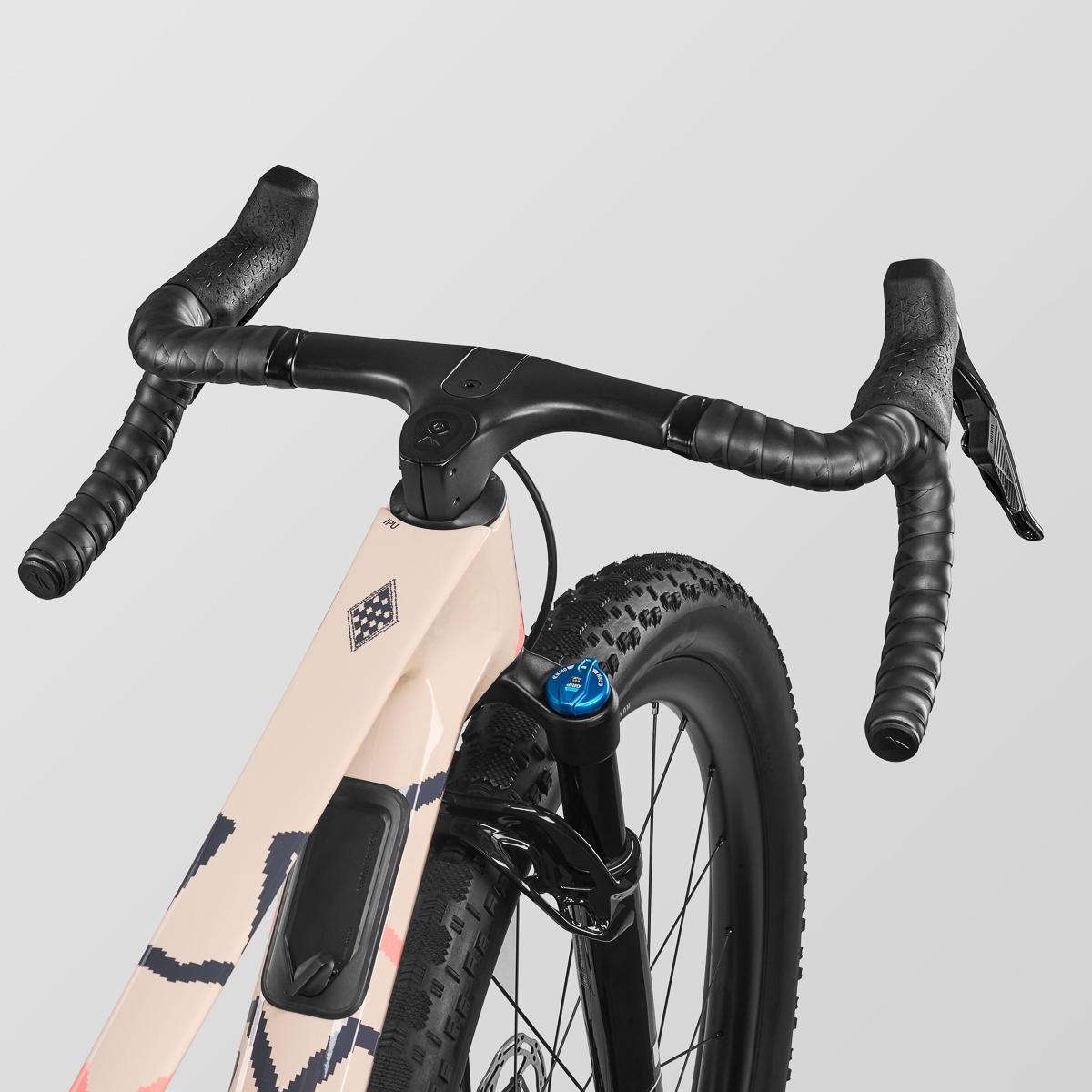 2027 TOP 2 Exceed Cfr Gravel 4583 M160 P07 Cockpit 1a7e33.jpg