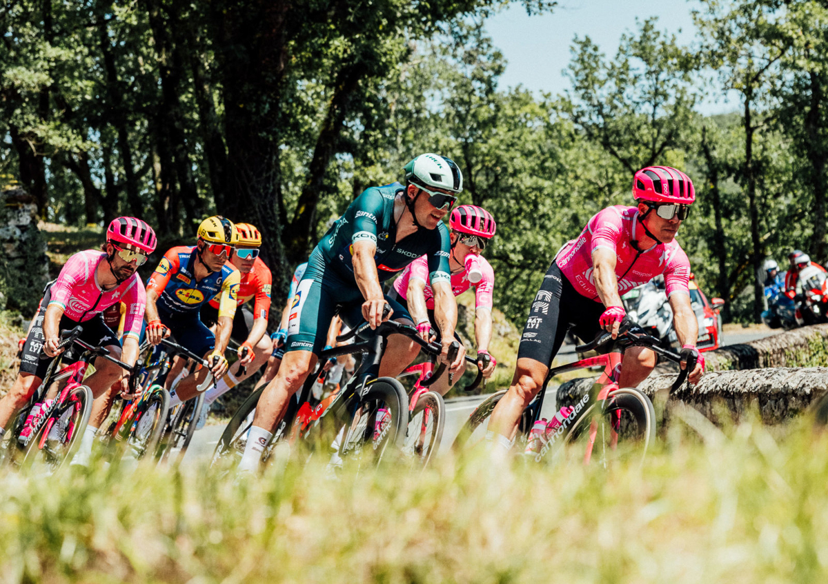 cyclingimages-tdf2026-Stage-8-814094-scaled-1600x0-c-default.jpg