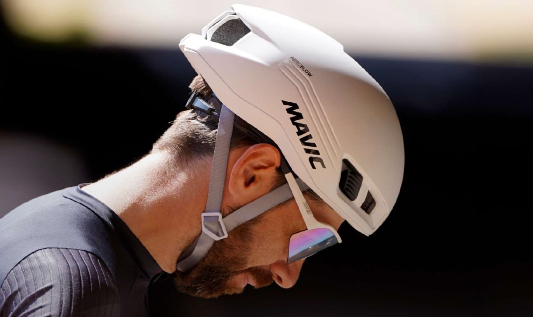 Mavic-Comete-Ultimate-Helmet-back-.jpg