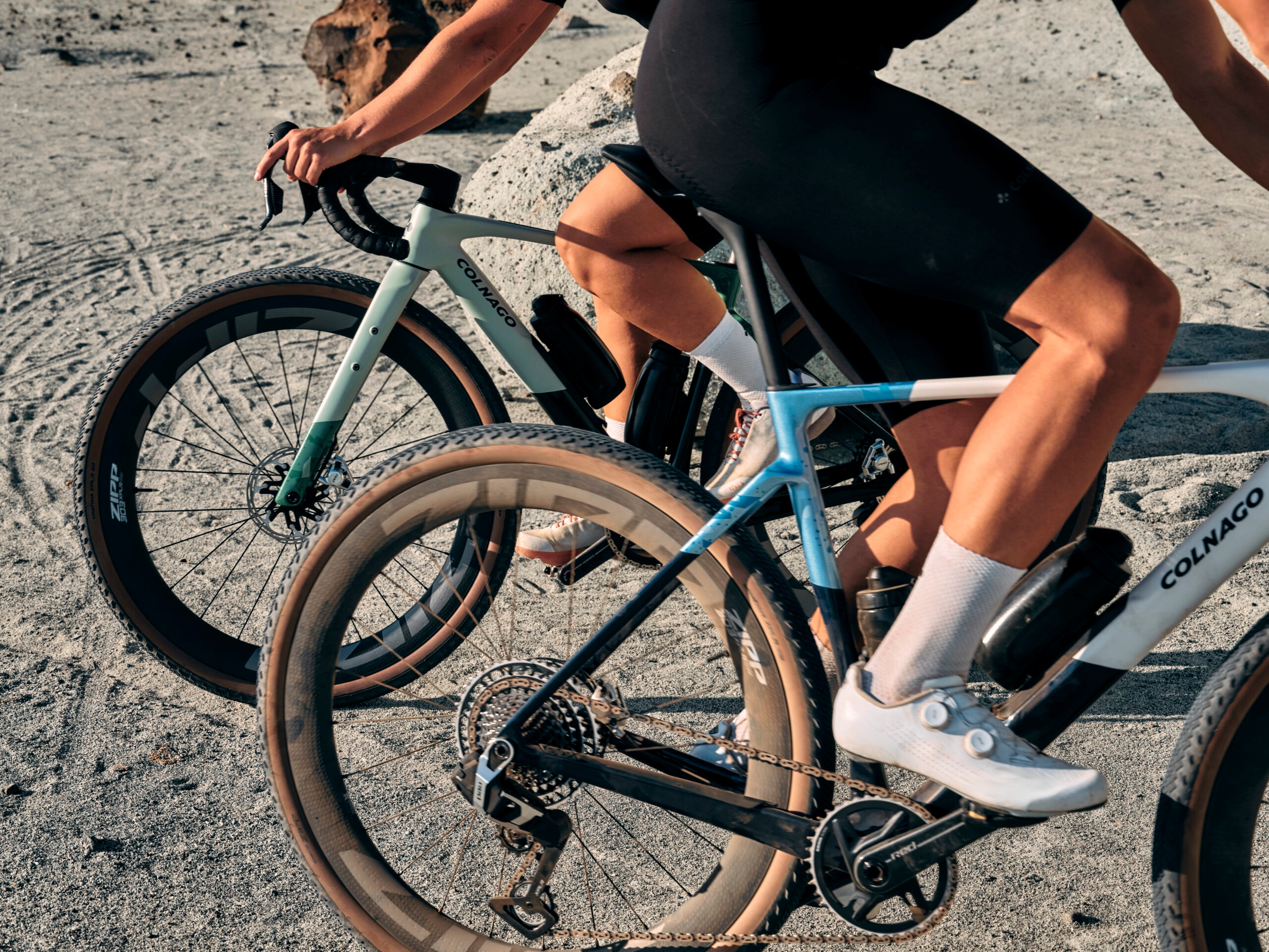 1791424209565348.jpg Colnago_G5-X-both-bikes--scaled.jpg